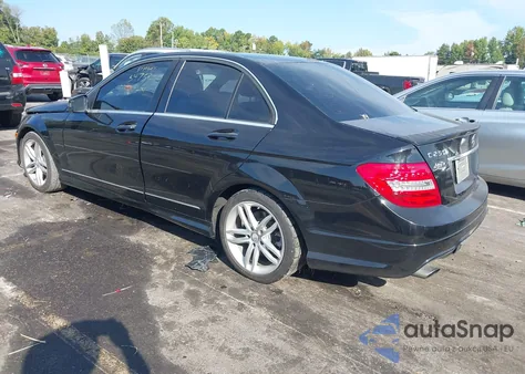 2014 Mercedes-Benz C 250 Sport from USA, damaged, VIN WDDGF4HB1EG220441